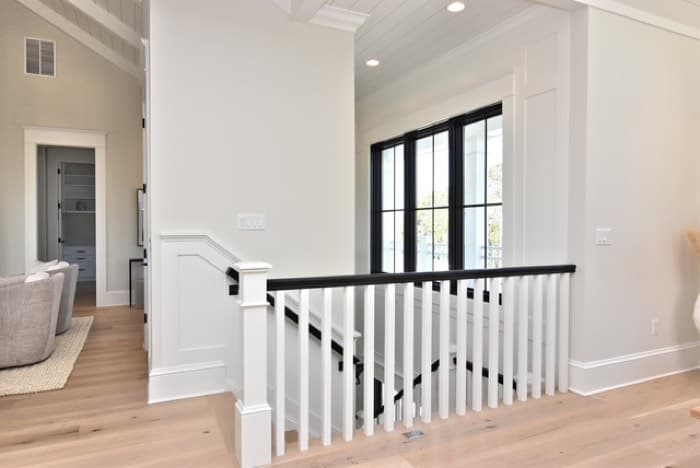 Beach Avenue, photo 27