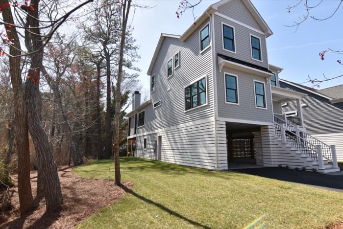 Maple Drive, photo 1